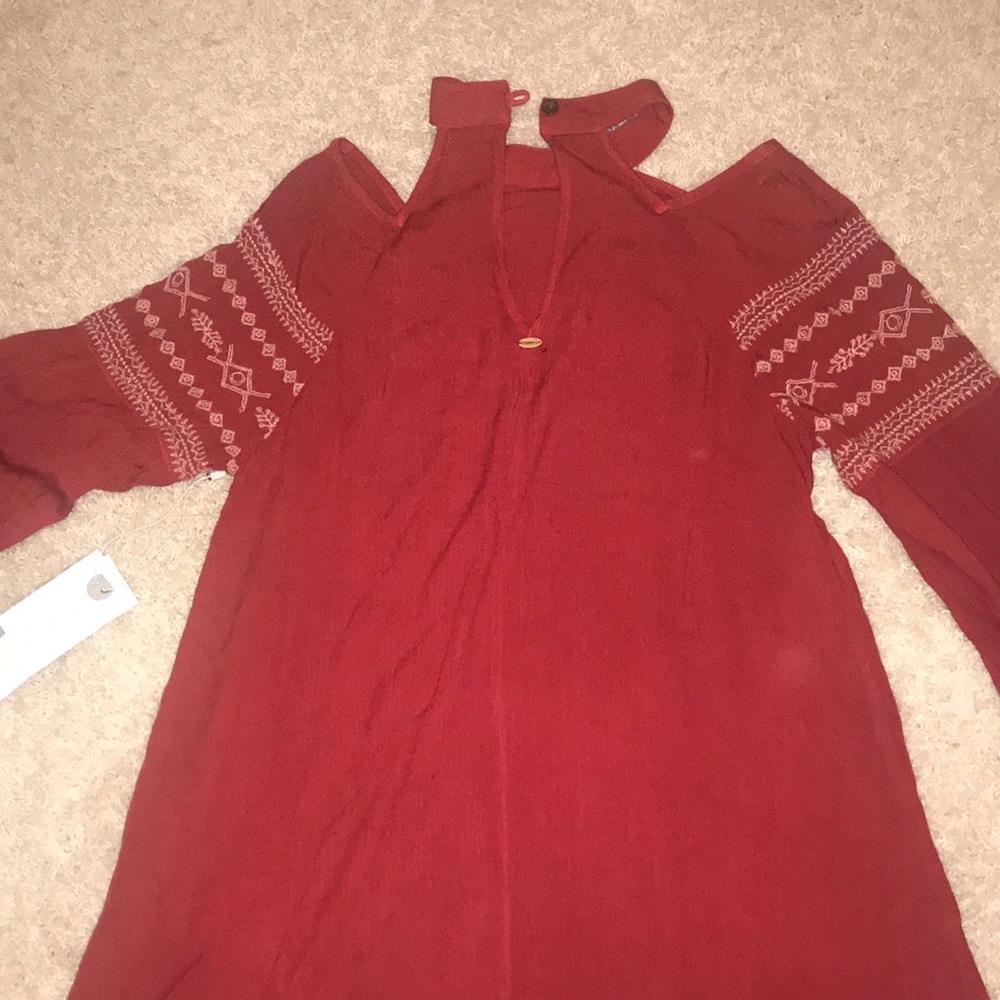 maroon dress